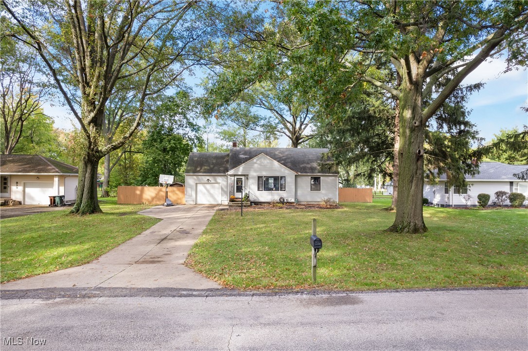 215 Southwood Drive, Elyria, Ohio image 2