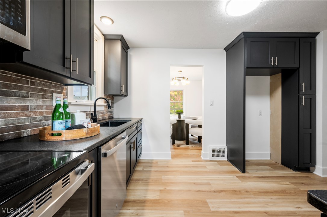 Cedar Heights Land Cos Taylor Heights - Residential