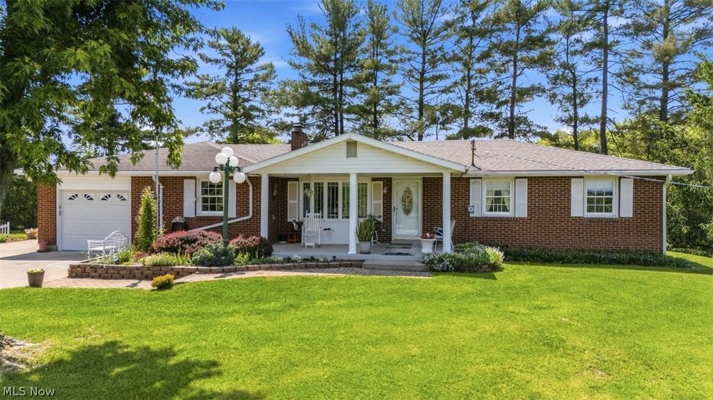 Photo of 800 Arends Ridge Road, Marietta, OH 45750 (MLS # 5207838)