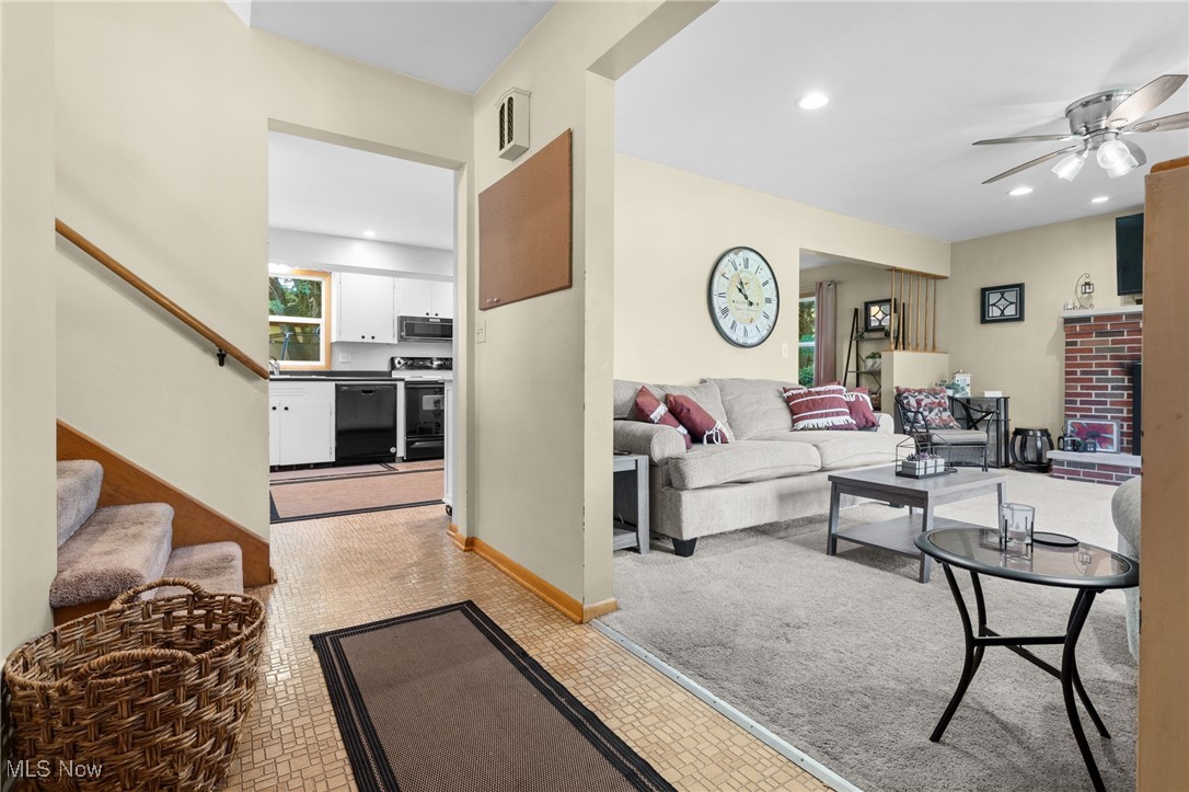 3303 Meadowwood Street, Massillon, Ohio image 12
