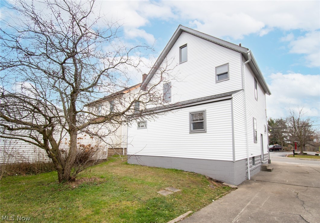 Girard Realty Co 01 - Residential