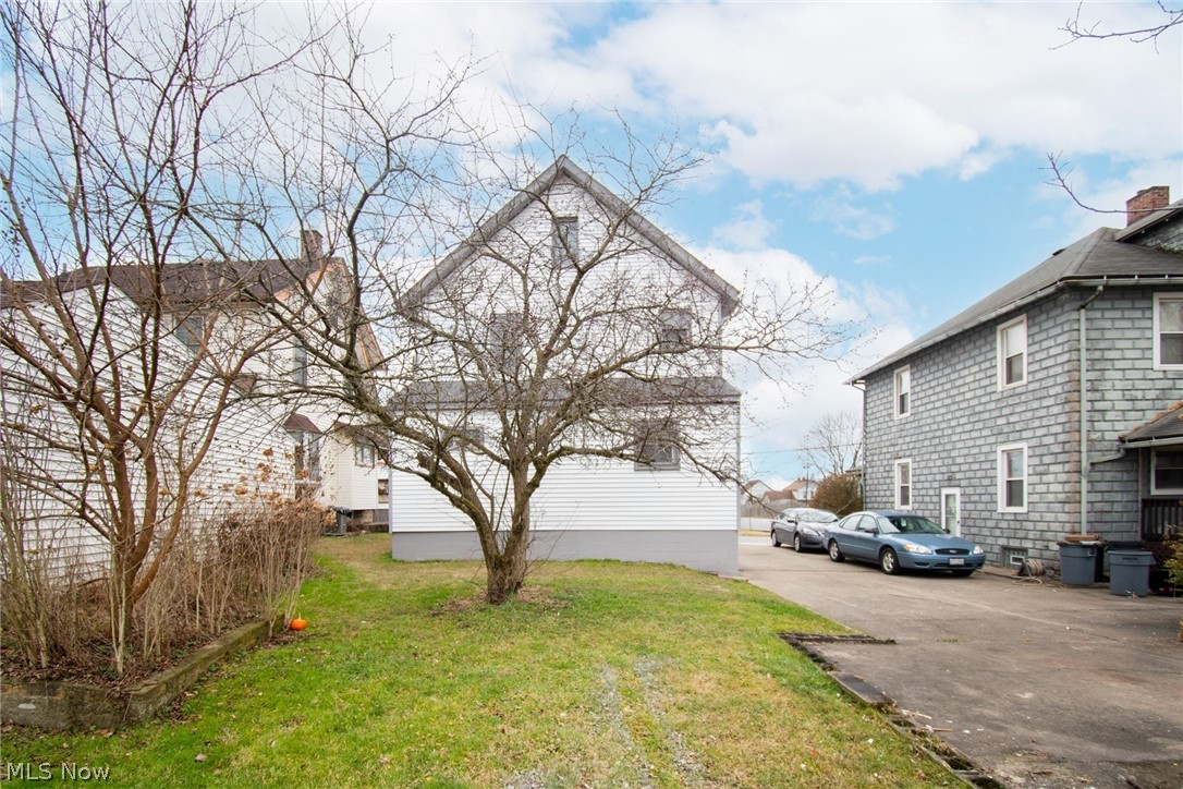 Girard Realty Co 01 - Residential