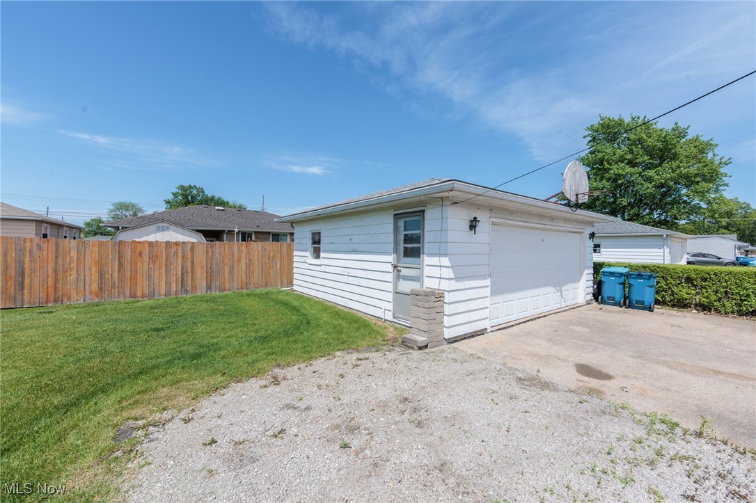 1720 W 29th Street, Lorain, Ohio image 5