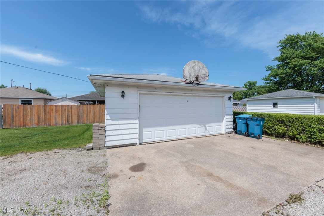1720 W 29th Street, Lorain, Ohio image 6