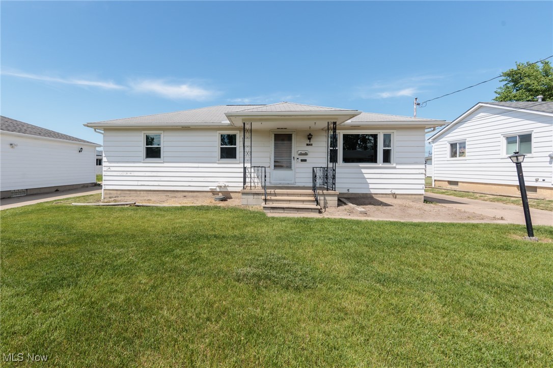 1720 W 29th Street, Lorain, Ohio image 2