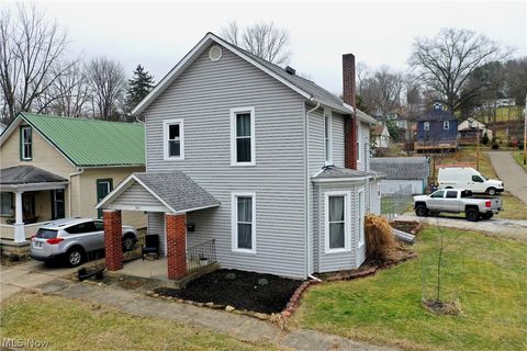 Homes For Sale - 285 S Crawford Street<br/> Holmes County, Millersburg, OH 44654