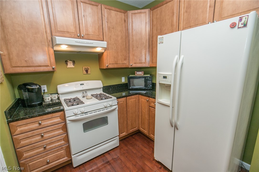 Hidden Lakes - Residential