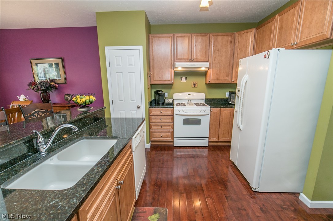 Hidden Lakes - Residential