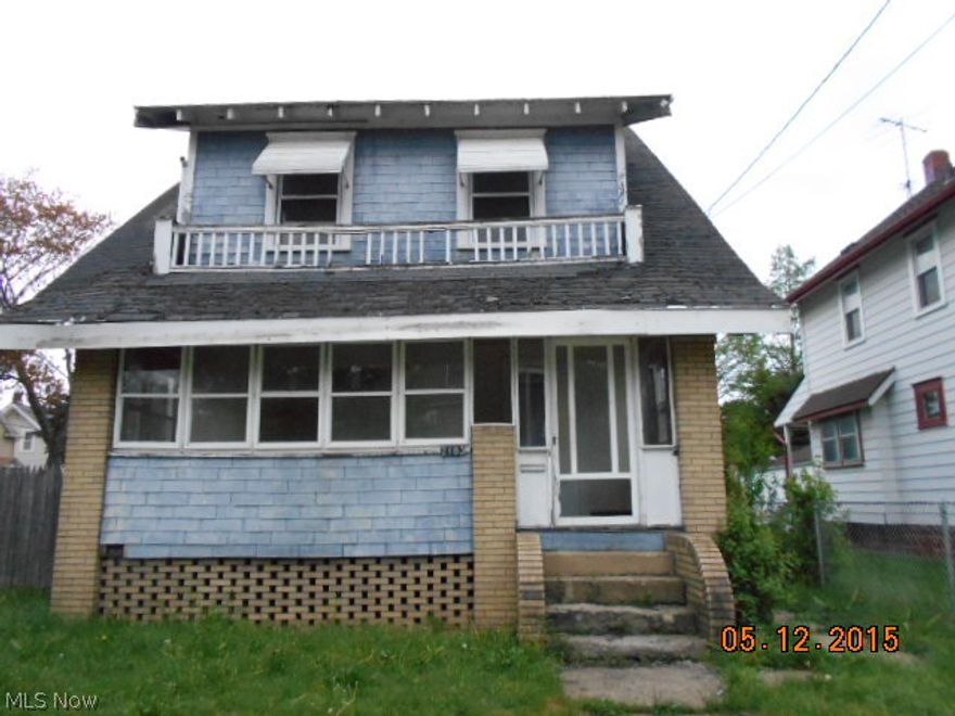 Selling as is. Buyer will be responsible for all inspections and due diligence. Seller will make no repairs or concessions. Proof of funds with all offers.