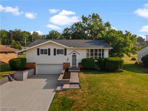 Photo for 906 Long Ridge Drive
