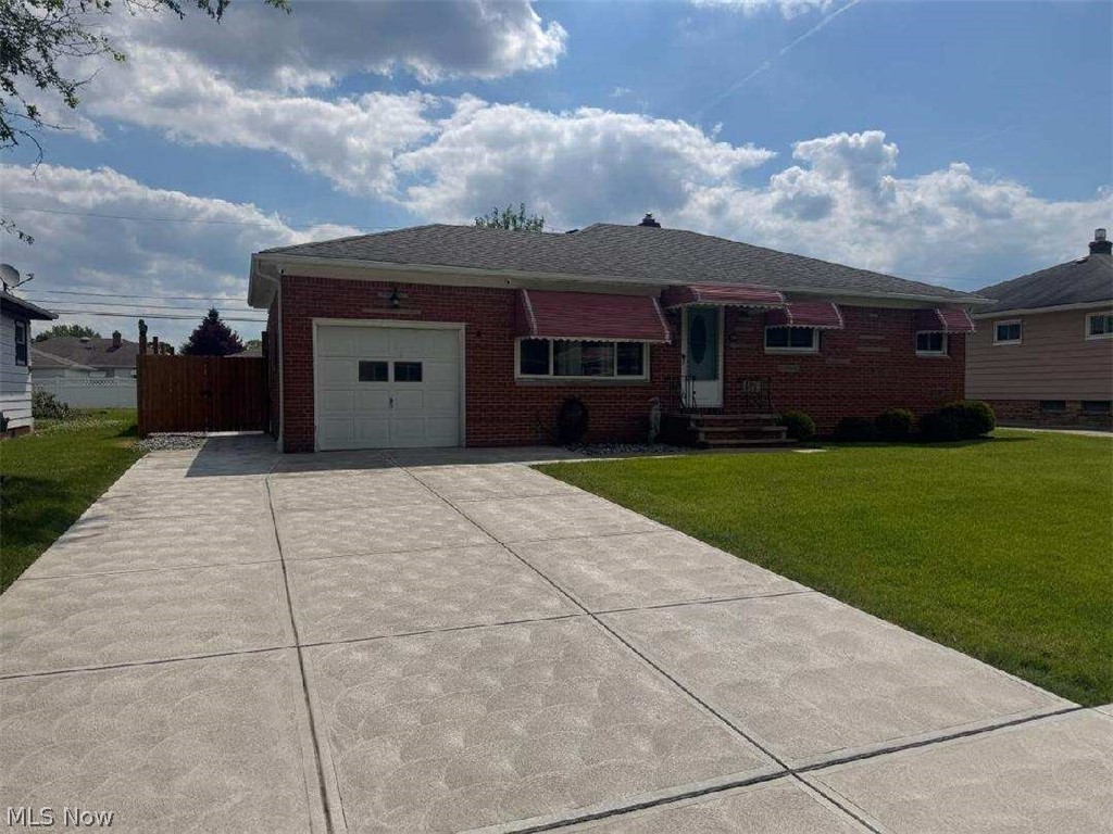 7287 Maplewood Road