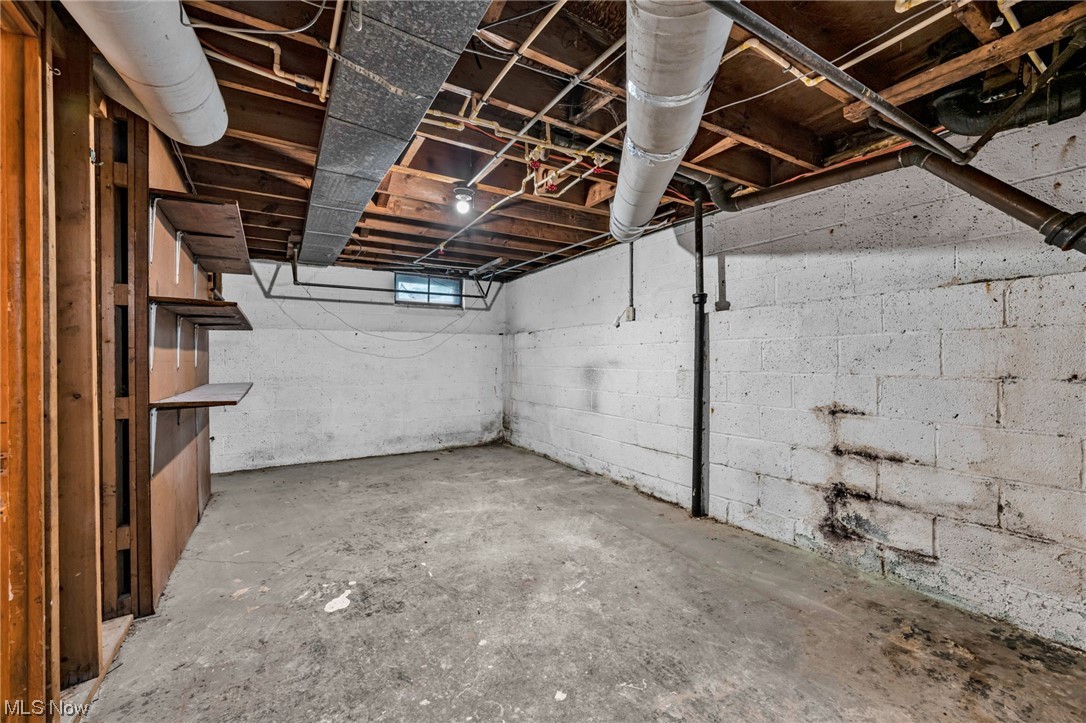 Crawford Realty Cos Maple Heights - Residential