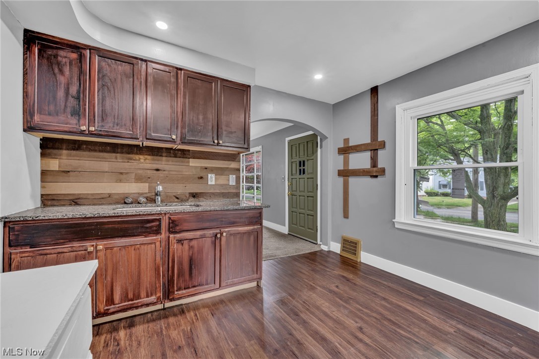 Crawford Realty Cos Maple Heights - Residential