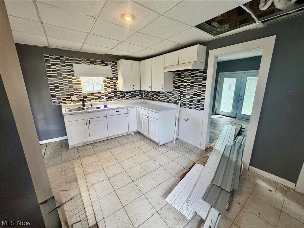 Photo of 12600 Forest Hill Avenue, Cleveland, OH 44112 (MLS # 5198073)