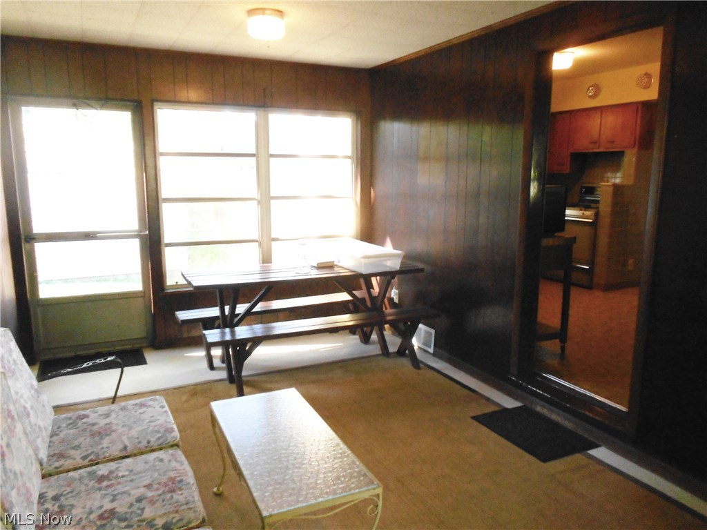 Lynn Acres - Residential