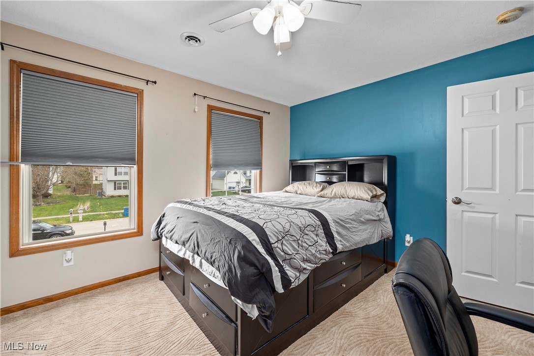 7073 Oak Tree Drive, Lorain, Ohio image 33