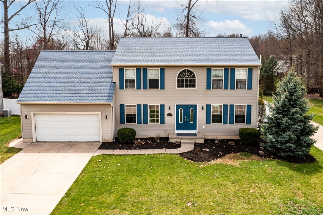 7073 Oak Tree Drive, Lorain, Ohio image 2