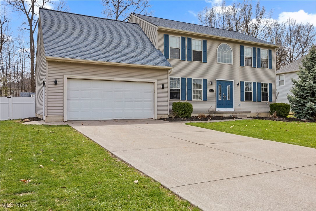 7073 Oak Tree Drive, Lorain, Ohio image 3