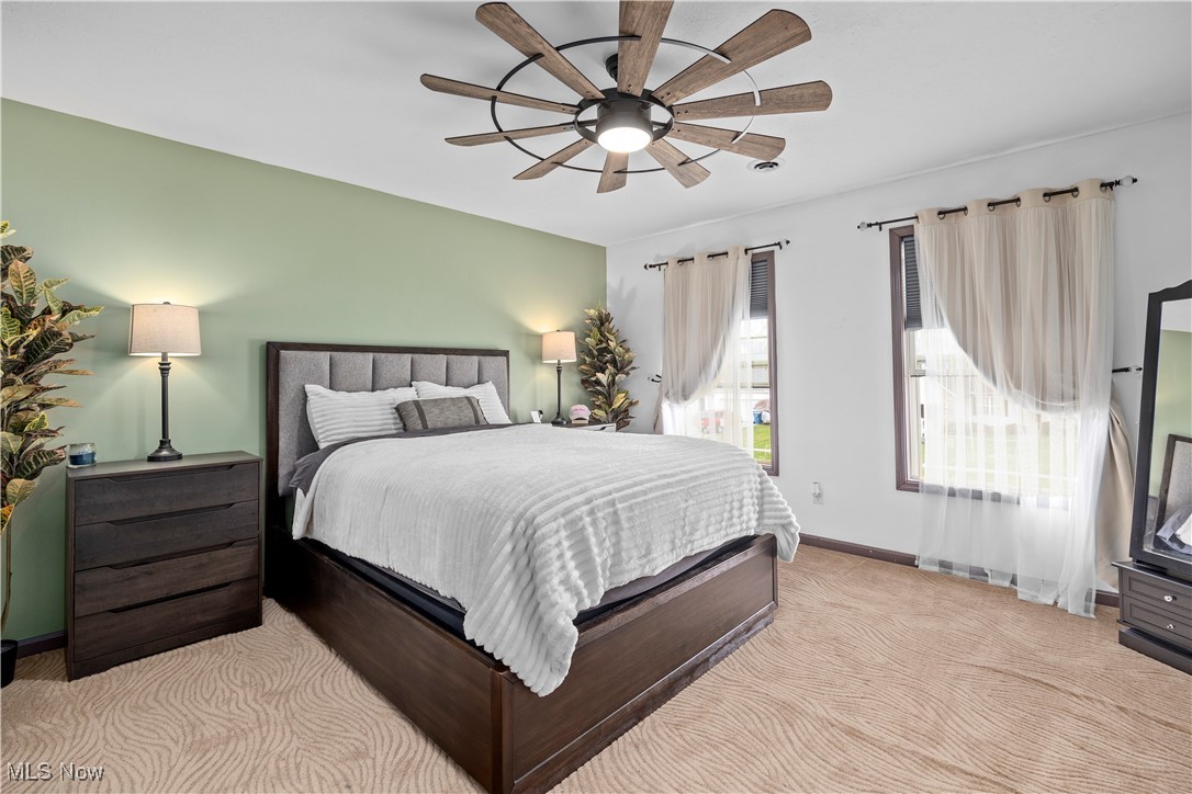 7073 Oak Tree Drive, Lorain, Ohio image 23