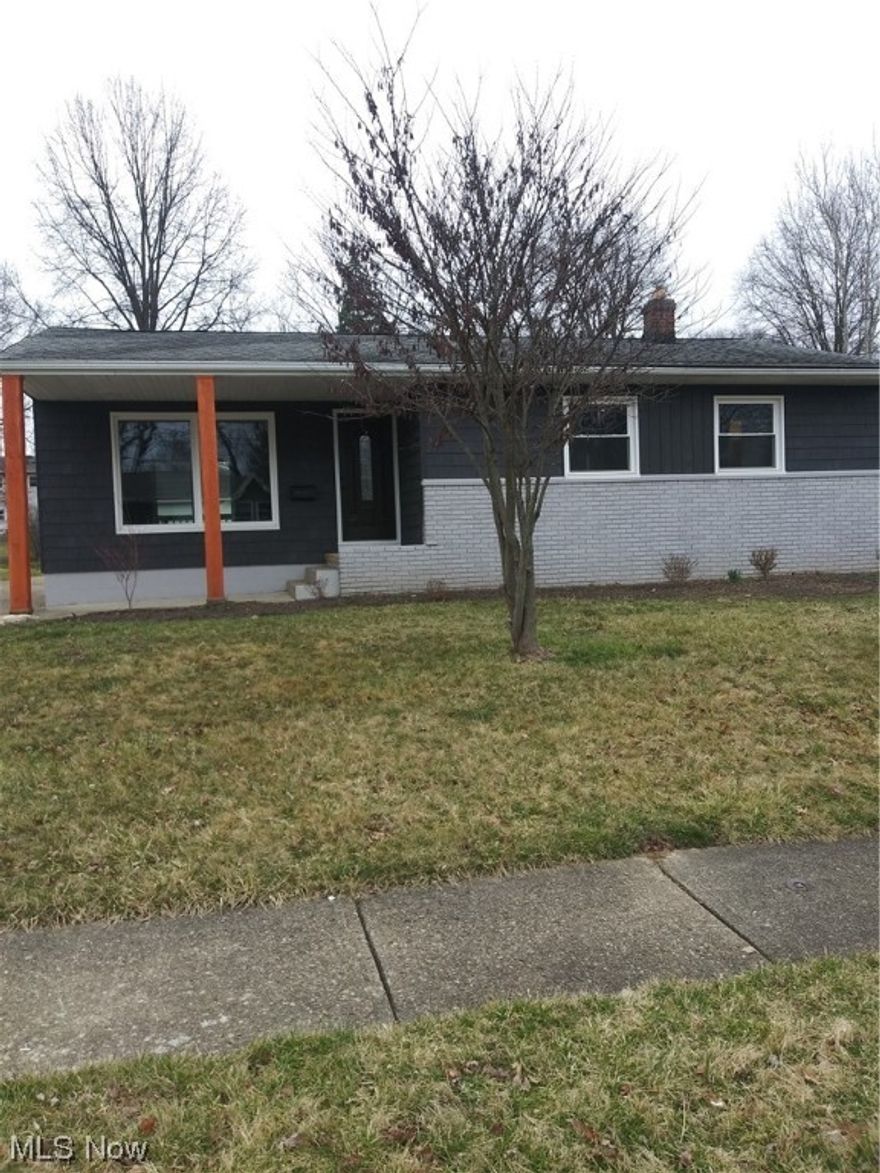 This stylish and modern 3 bedroom, 2 bath ranch in Stow has undergone a complete renovation, resulting in a polished and sleek home that is move-in ready. The highlight of the home is the stunning new gourmet kitchen, which has been outfitted with stainless steel appliances, contemporary countertops, and an abundance of storage space. The refinished hardwood floors throughout the home add a touch of elegance and warmth, while the expansive finished basement, complete with an extra bedroom, provides plenty of additional living space. The large backyard is perfect for entertaining guests or simply relaxing in the serene surroundings. Plus, a home warranty is being offered for added peace of mind. Don't miss out!