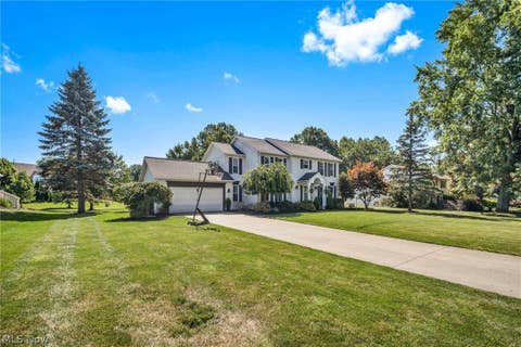 Tiny photo for 421 Summit Street, Wadsworth, OH 44281 (MLS # 5233339)