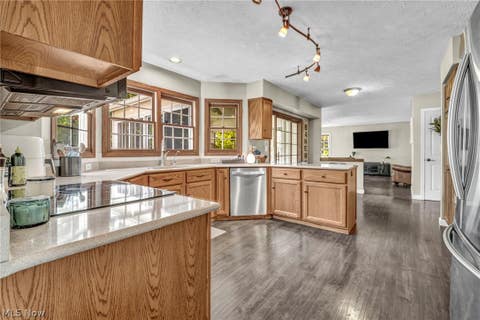 Tiny photo for 421 Summit Street, Wadsworth, OH 44281 (MLS # 5233339)