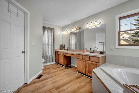 Tiny photo for 421 Summit Street, Wadsworth, OH 44281 (MLS # 5233339)