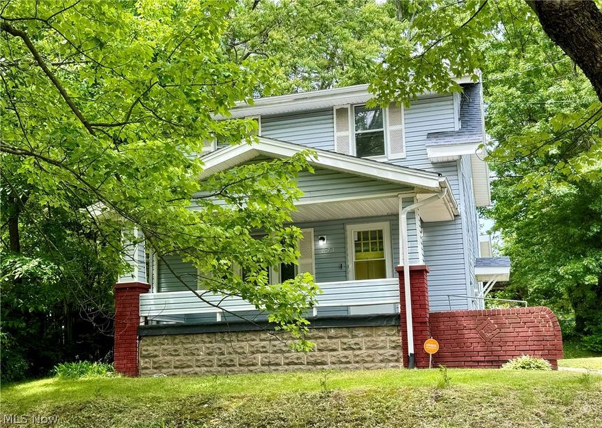 Looking for a perfect investment property or starter home? This is it! This recently updated colonial in Akron has it all, brand new kitchen with stainless steel appliances, butcher block counters, and ceramic tile. The spacious dining room has tall ceiling's, beautiful built-ins, and new vinyl plank flooring throughout. The dining rm flows into living rm w/ loads of natural light and a cozy fireplace. Upstairs you'll find a stunning custom designed bathroom, 3 bedrooms with fresh paint and new flooring, and a linen closet. The exterior features vinyl siding in good condition, a newer roof, and a 2 car detached garage w/ gas and electric.
Newer furnace, HWT, & more! Schedule your private showing today!!