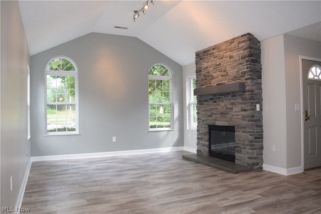 Villas At Oregon Trails Condo - Residential