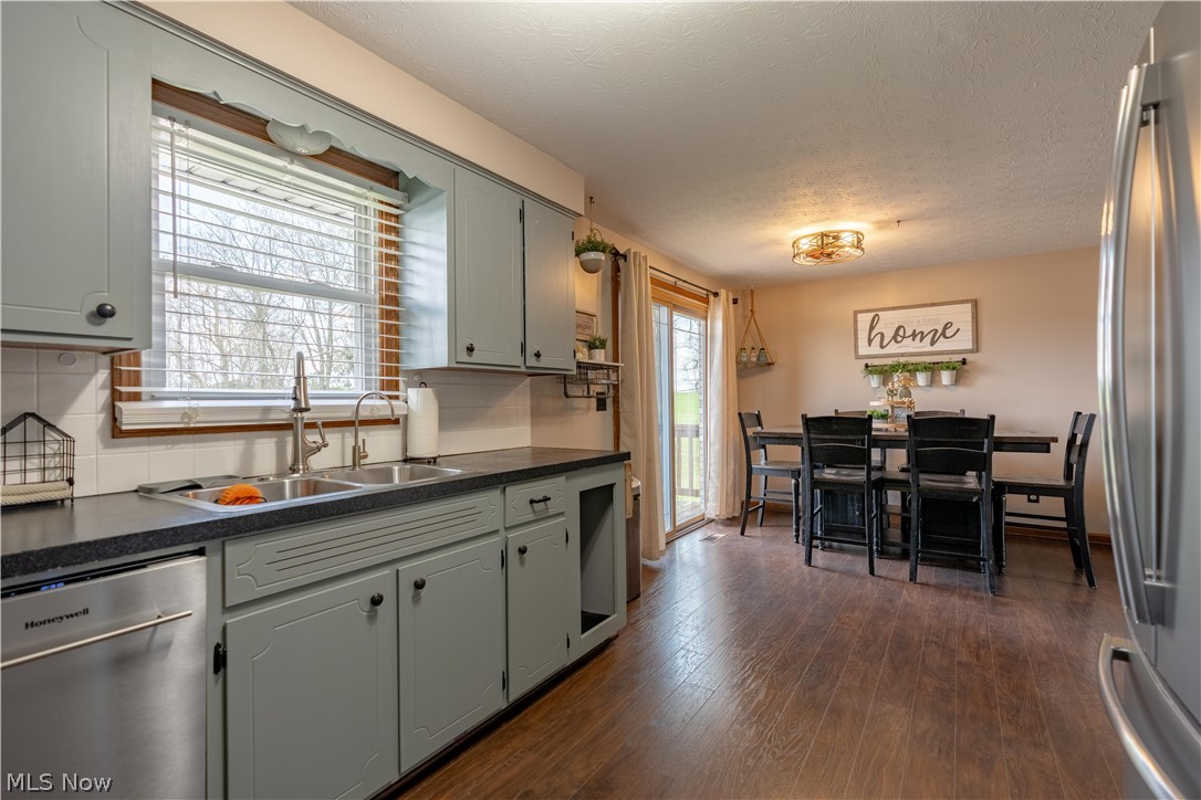 Cloverleaf Acres - Residential