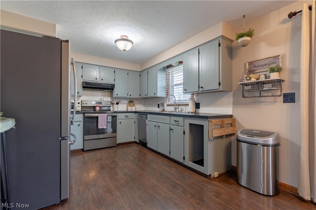 Cloverleaf Acres - Residential