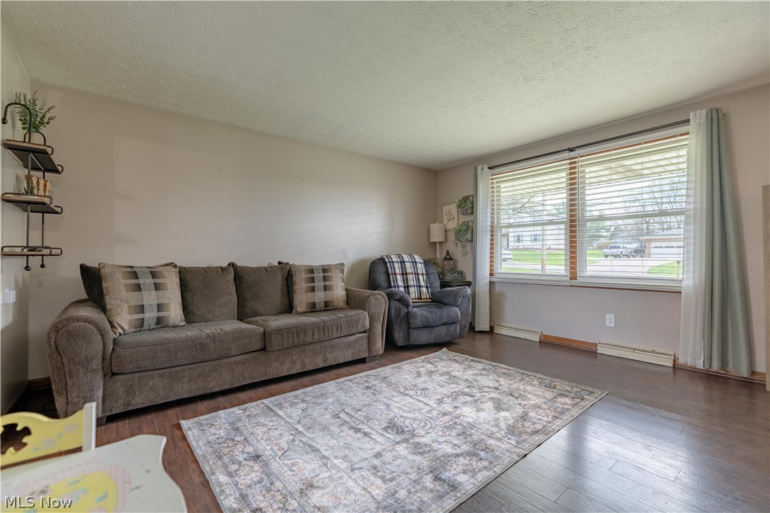 Cloverleaf Acres - Residential