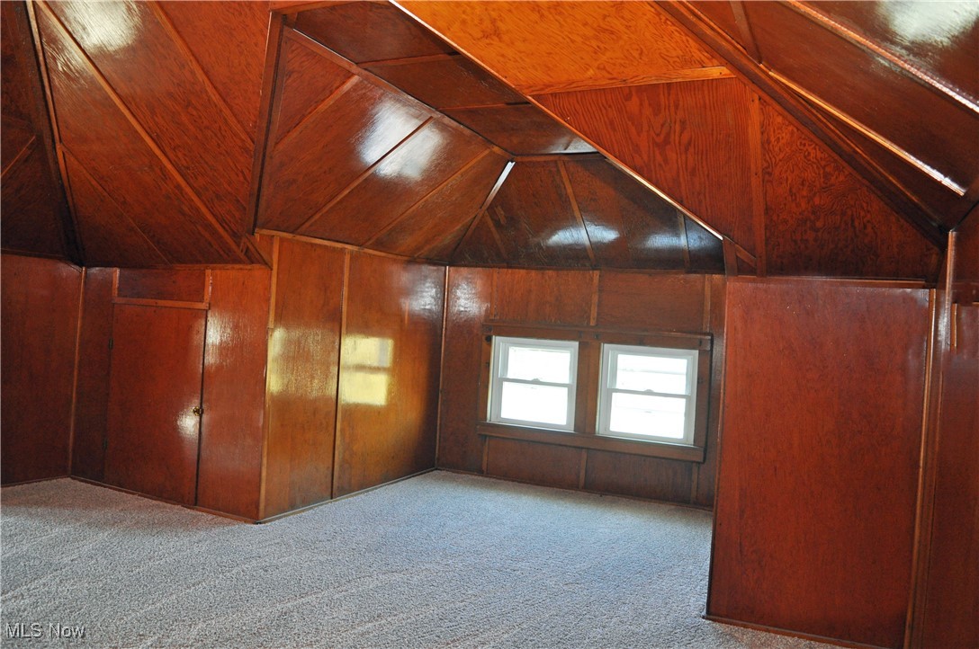 W S Streator Trustees - Residential