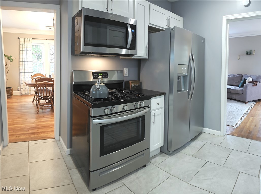 3827 Tremont Road, Cleveland Heights, Ohio image 8