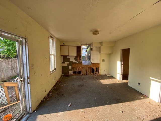 Stone-Hickox-Hosmer Bates - Residential Income