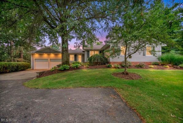 18514 RIDGE RD, NORTH ROYALTON, OH 44133 - Image a6a67efc10876548aac84cef74aebf30/3582300527