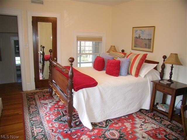 Ridgewood - Residential