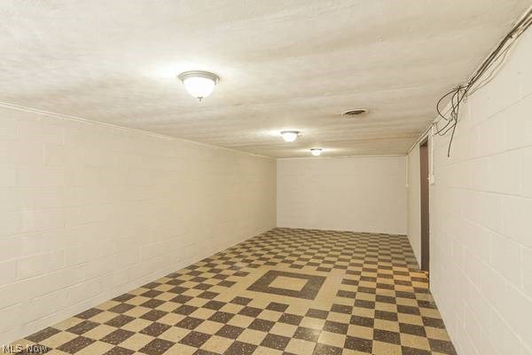 Frank Berzins Chardon Estates 2 - Residential Lease