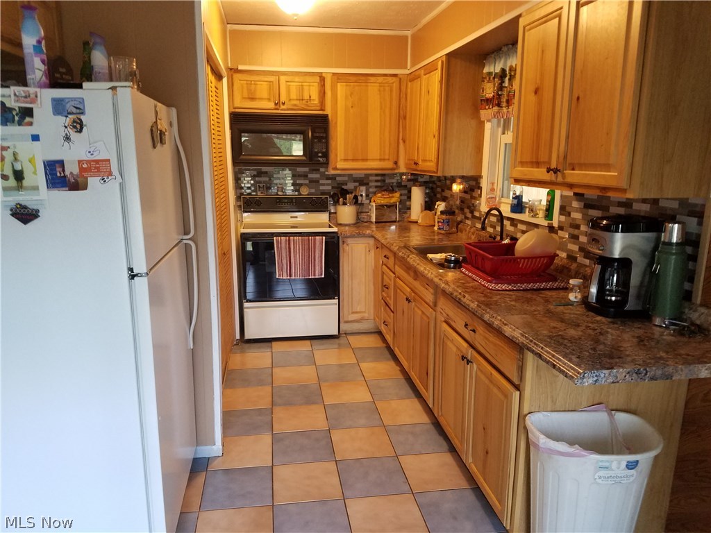 Cinnamon Lake - Residential