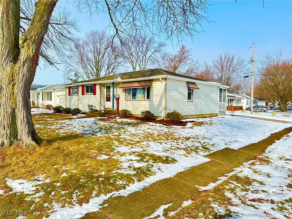 2455 Lincoln Drive, Lorain, Ohio image 1