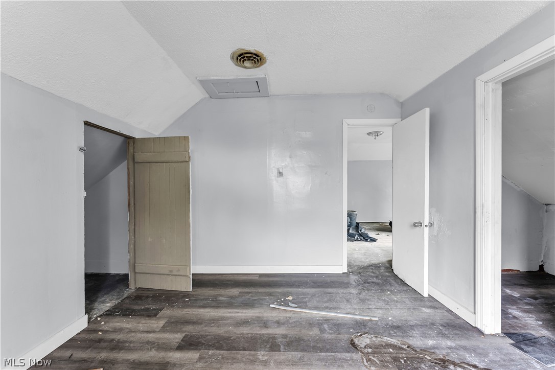 Barkwill Trail - Residential