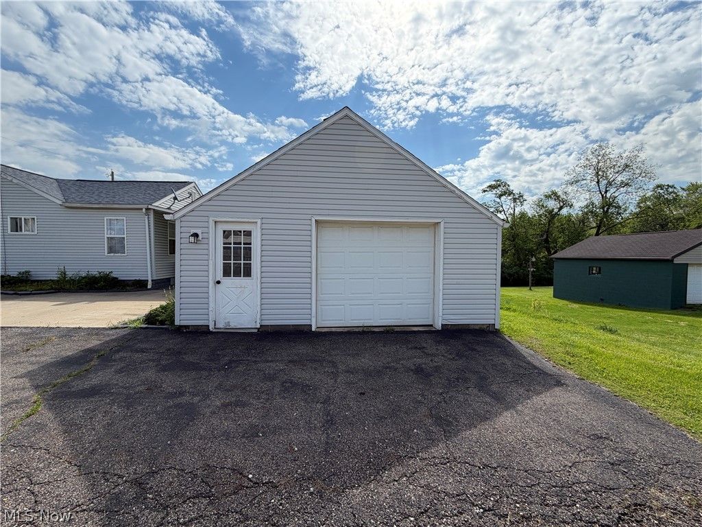 Photo of 3922 21st Street SW, Canton, OH 44706 (MLS # 5208600)
