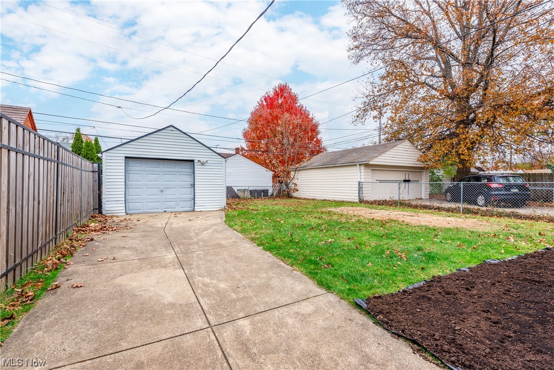 Parmawood - Residential Lease