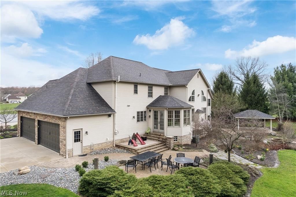 Photo of 1014 Kings Ridge Boulevard, Wadsworth, OH 44281 (MLS # 5185922)