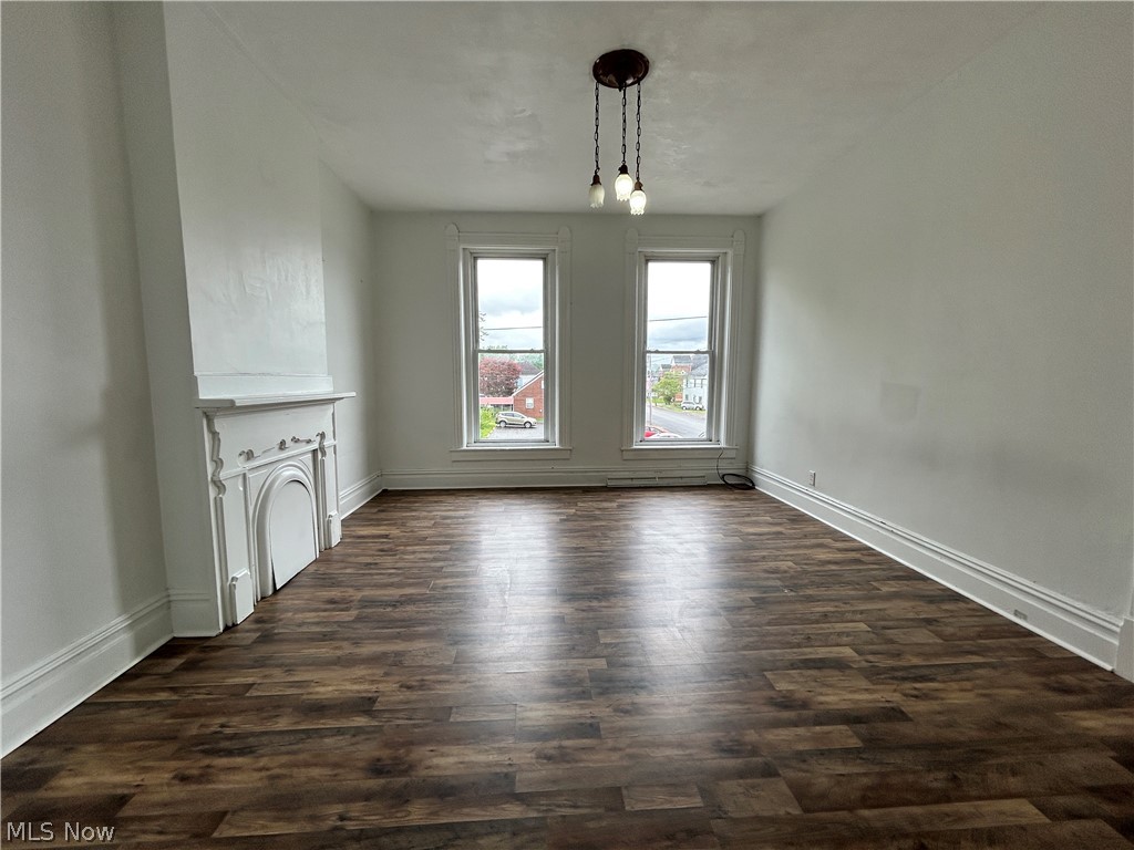 212 Main Street 1/2