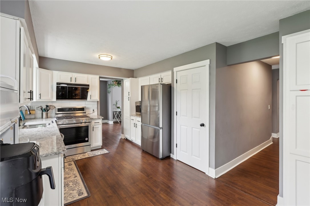 31650 Birch Circle, Solon, Ohio image 6