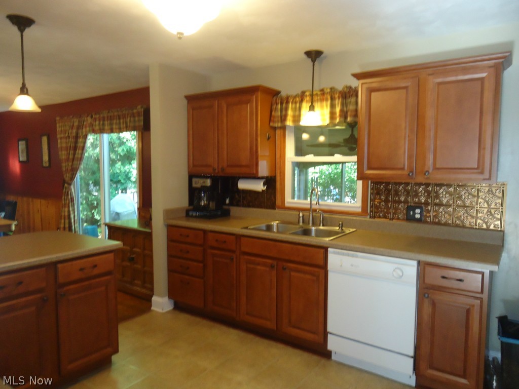 Silver Lake Highlands - Residential