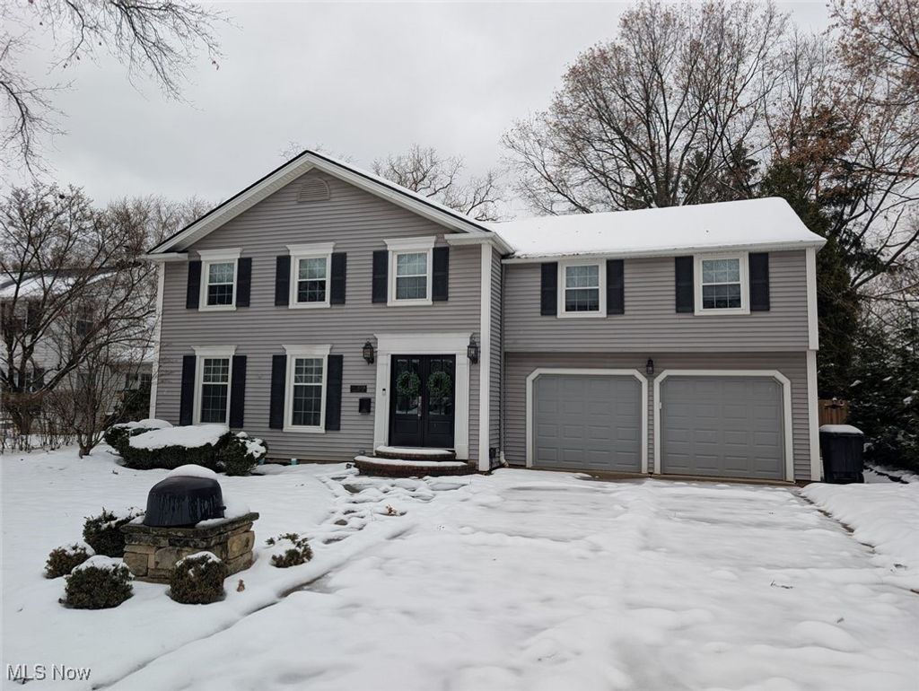 Photo of 20278 Westhaven Lane, Rocky River, OH 44116 (MLS # 5181495)