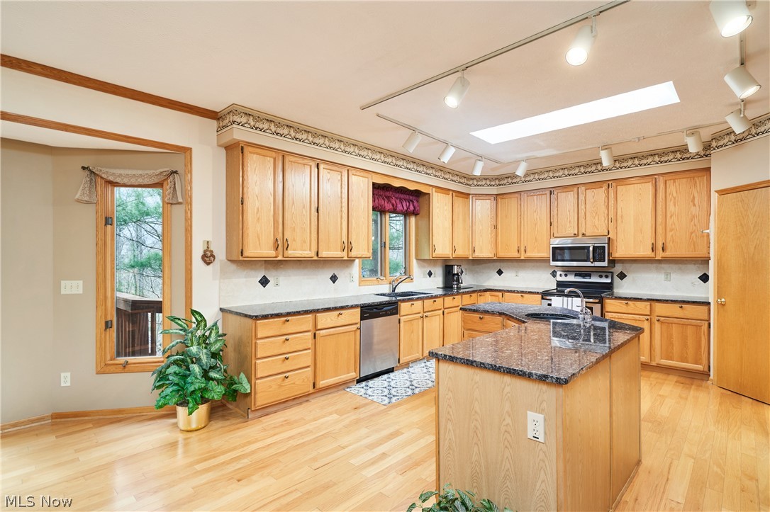 Camelot Estate 02 - Residential