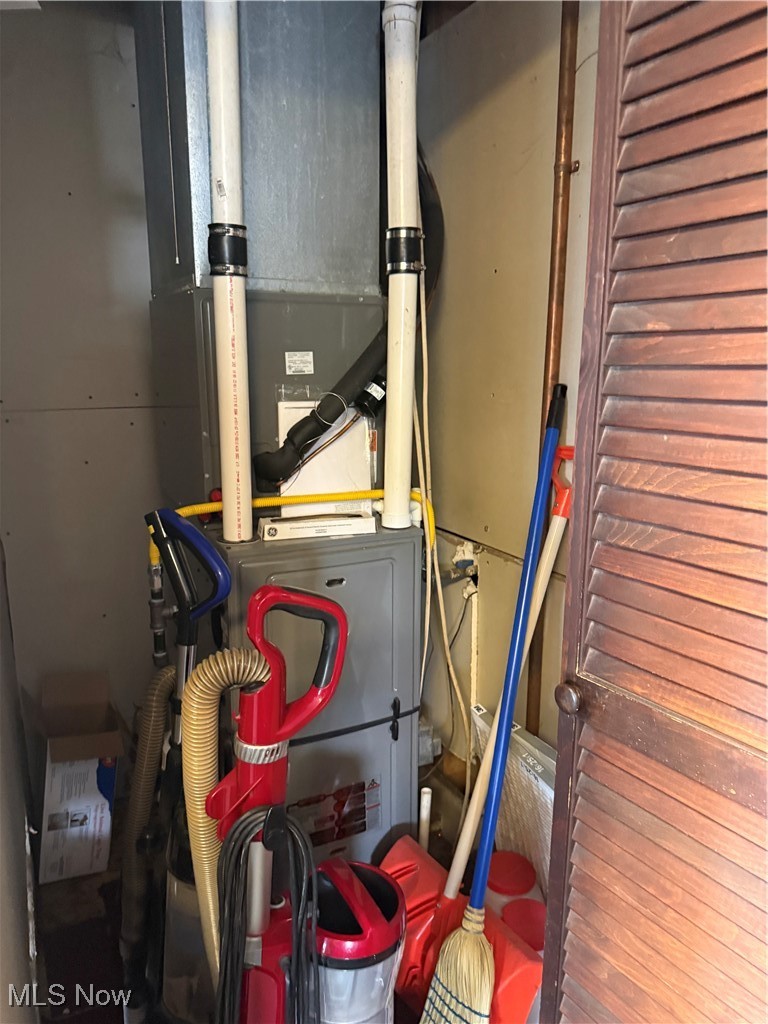 Jones & Mccullaghs Add - Commercial Sale